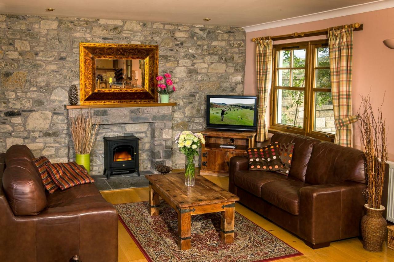 New Woll Estate Villa Ashkirk Luaran gambar